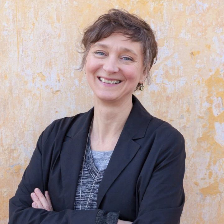 Heike Mayer ᐅ Achtsamkeitstrainerin • Zen-Lehrerin • IFS-Therapeutin • Autorin ✓ Jetzt Angebote von Heike Mayer entdecken.