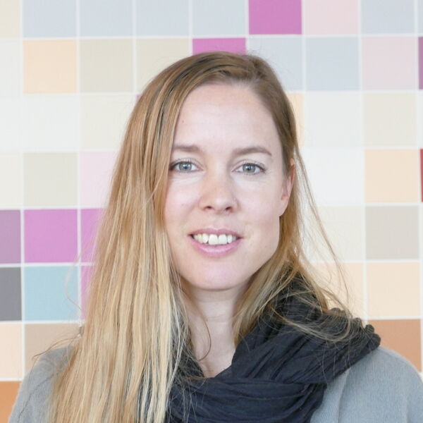 Sabine Glück ᐅ Zertifizierte Achtsamkeitslehrerin • Yogalehrerin und Therapeutin Essentielle Psychotherapie ✓ Jetzt Kurse von Sabine Glück entdecken.