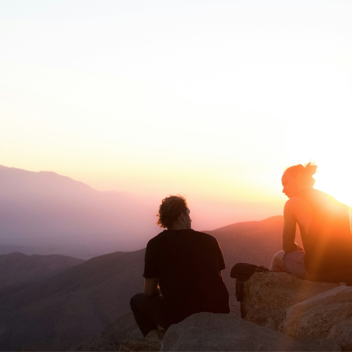 Achtsamkeitstraining ᐅ MBSR als Grundlage • Übungen für den Arbeitsalltag ✓ Jetzt CFM Firmen-Angebote entdecken.